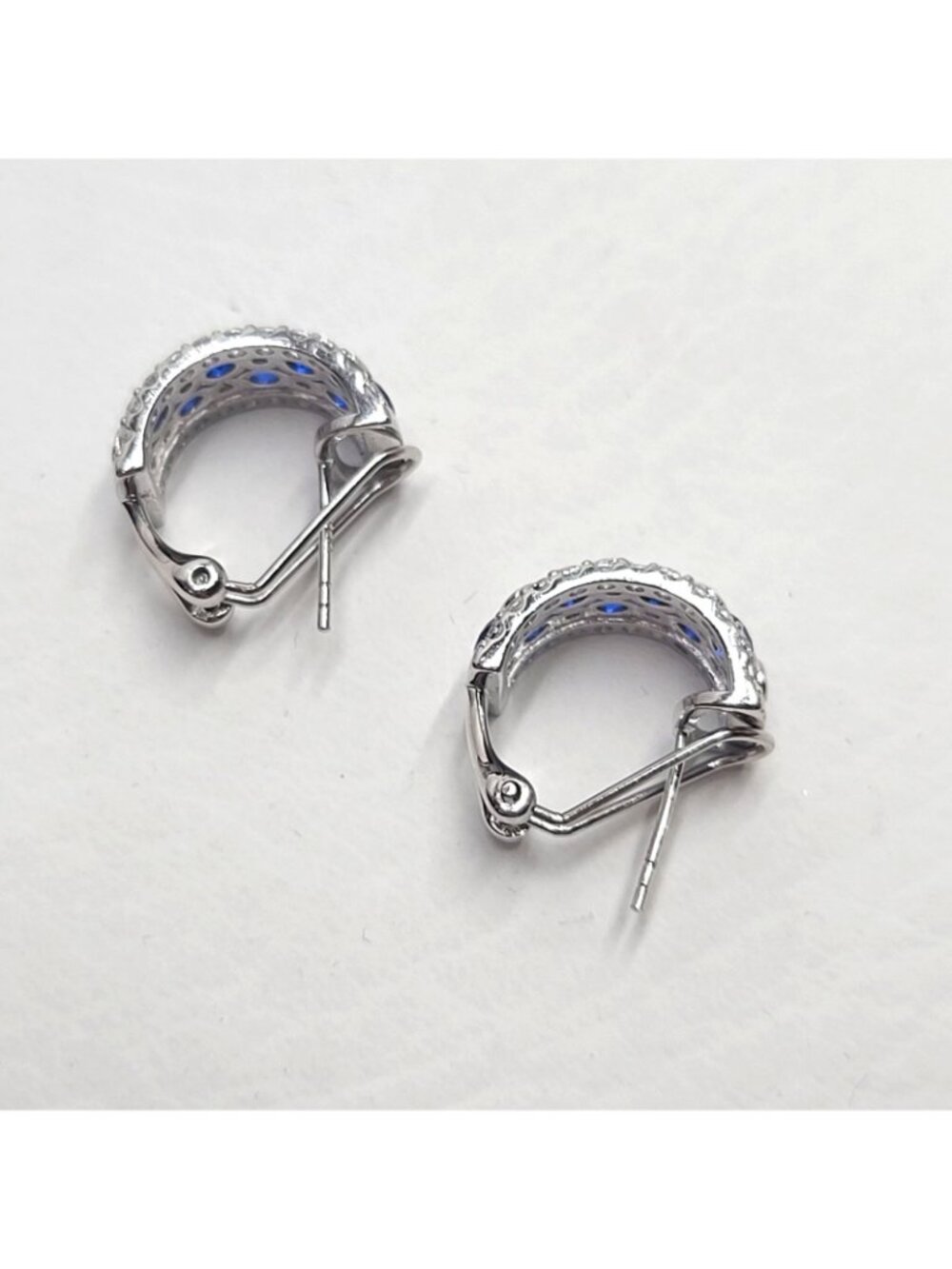Sterling Silver Blue & Clear stone  Huggie Hoop Earrings S 925 Pierced 7.55g - Picture 4 of 9